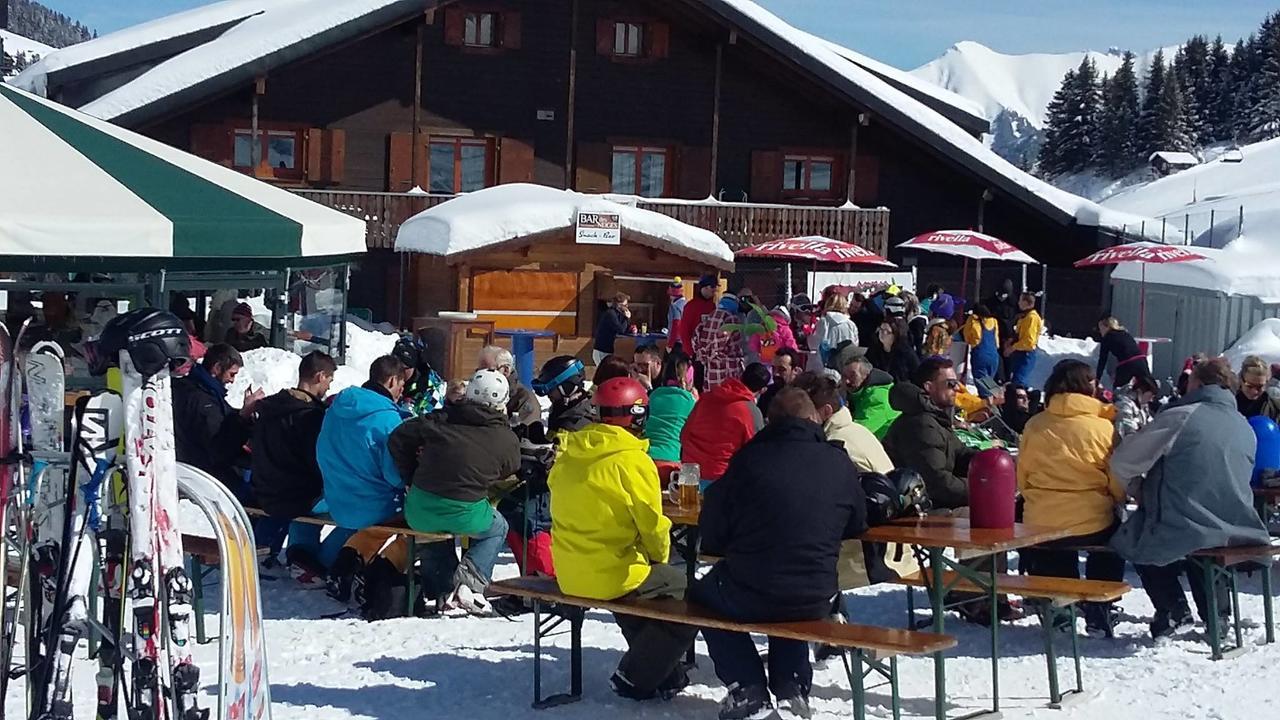Hotel Rayon De Soleil Champery Bagian luar foto